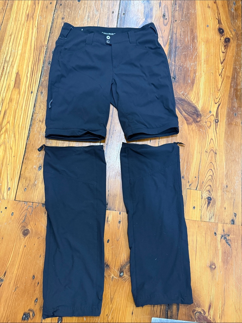Columbia Omni Shield Hiking Black Convertible Cargo Pants - Zip-Off Legs Size 8